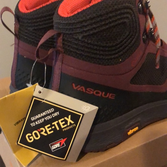 Women’s Vasque Breeze hiking boots size 8.5/39 - Picture 2 of 5